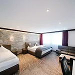 Haus Gabriel Hotel 4*