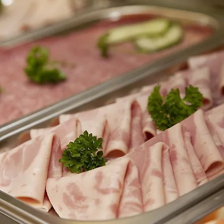 سنترال سيتي 4*